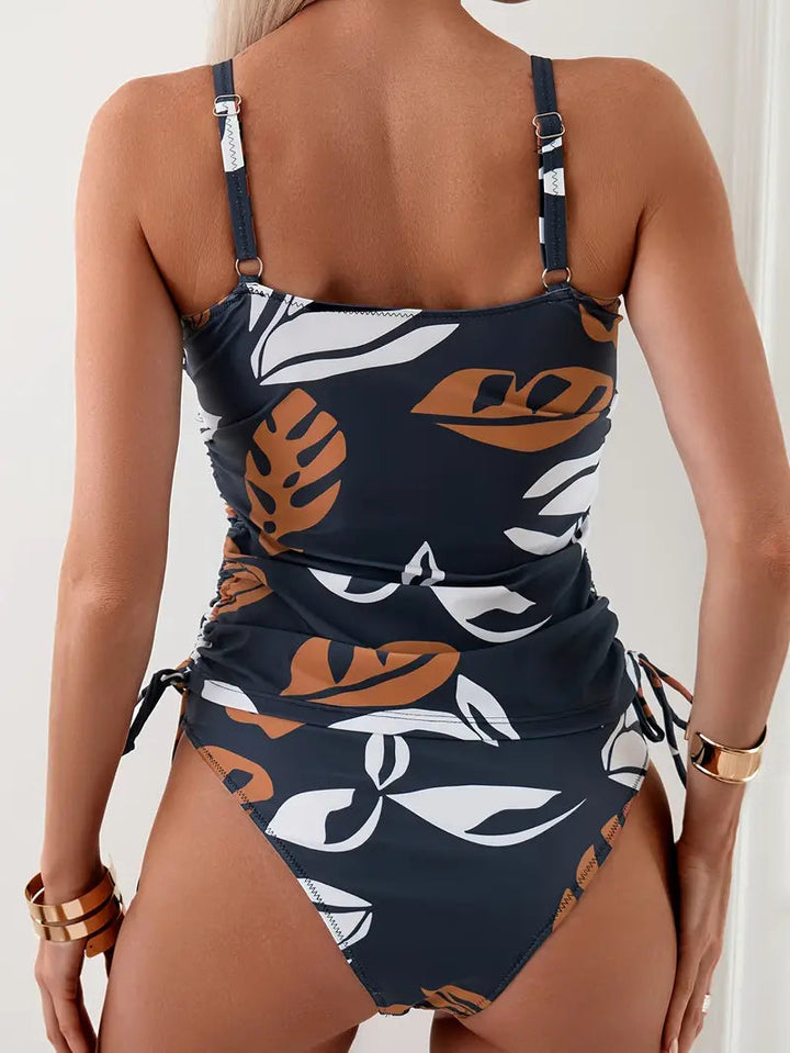 Krelia | Figurfreundliches Tankini-Set mit V-Ausschnitt 1