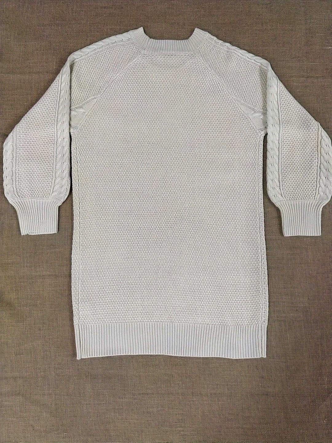 Kuscheliges Zopfmuster Strickkleid
