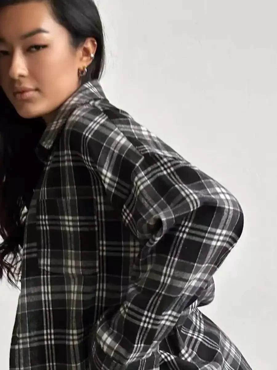 Langarmshirt für Damen | Oversize-Fit & Praktische Brusttaschen