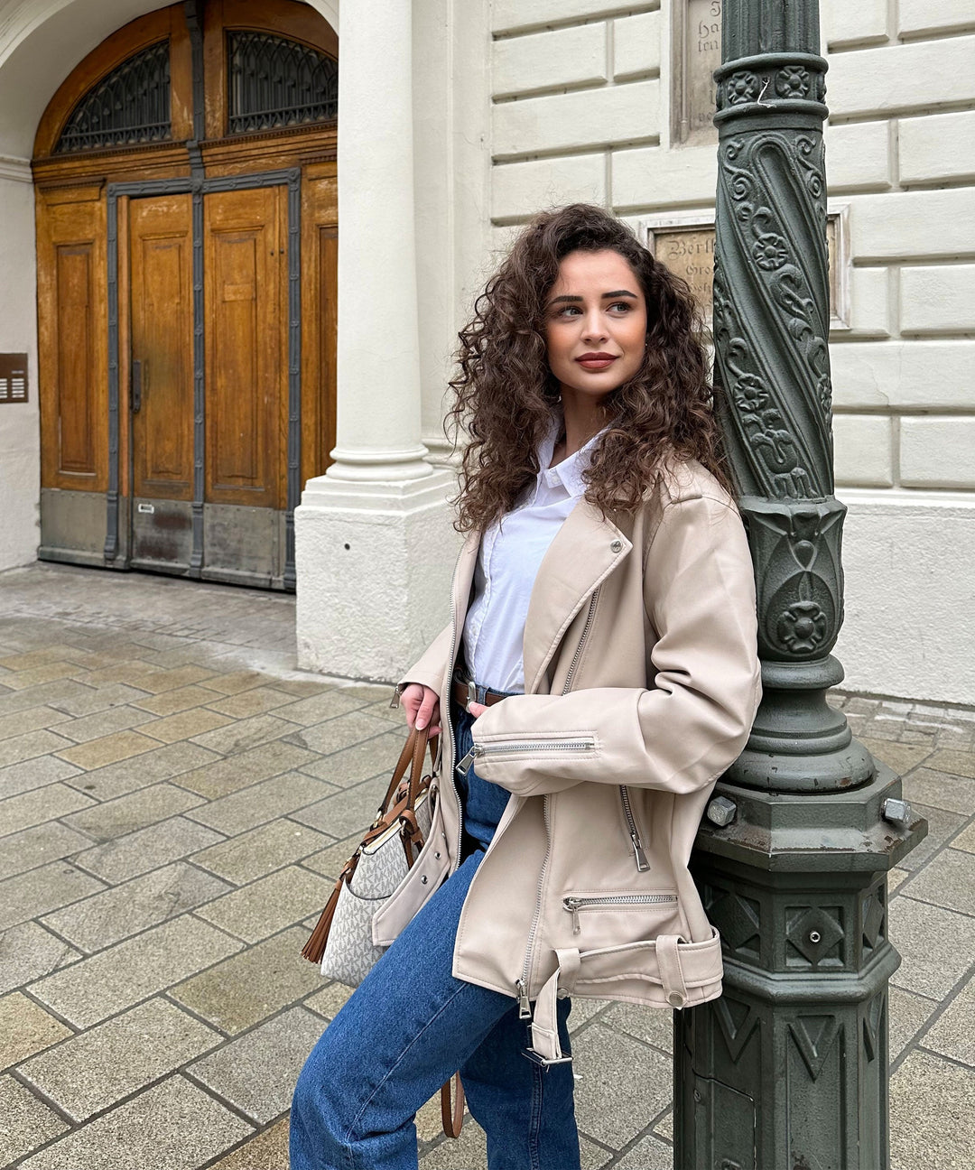 Lederjacke Valea Beige  Ladypolitan ♡   