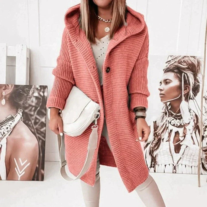 Lena - Lange warme Strickjacke mit Kapuze