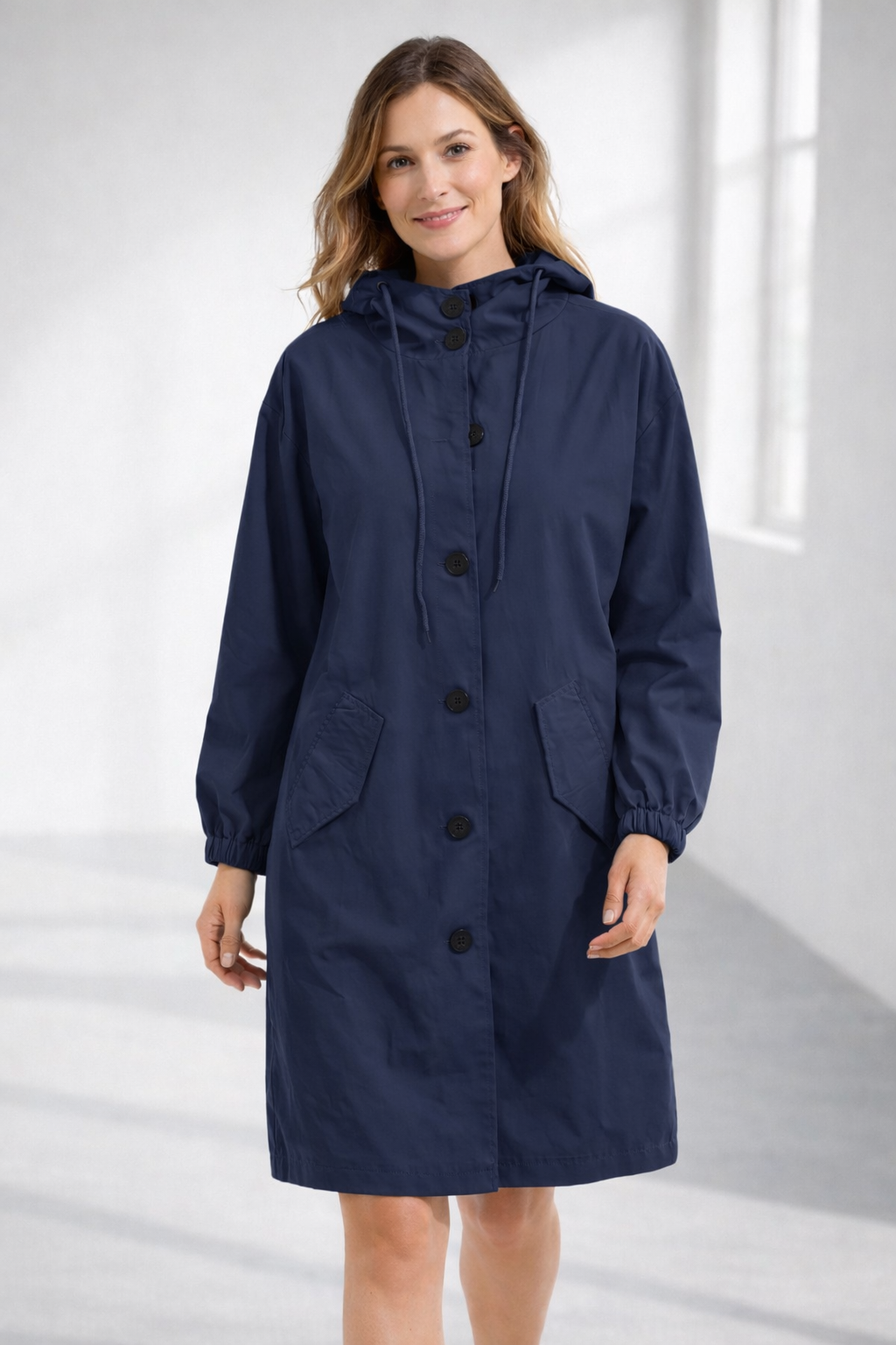 Lina | Damenjacke – Kapuze, Lockere Passform & Praktische Taschen 13