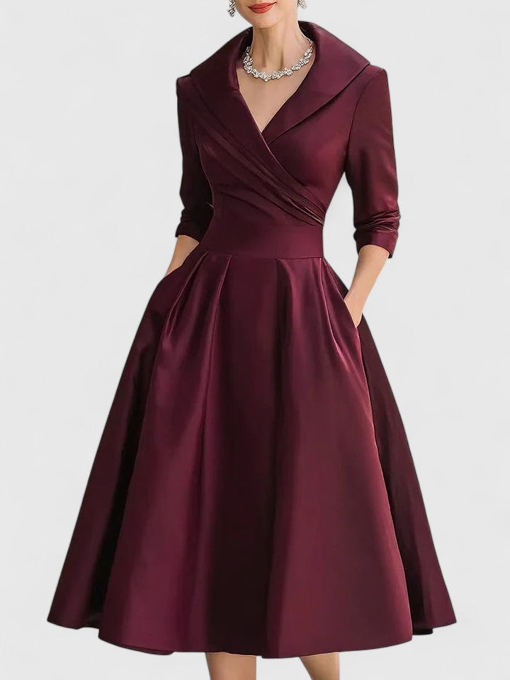 Linienkleid Damen | Wickelkragen & schmeichelnde A-Linie