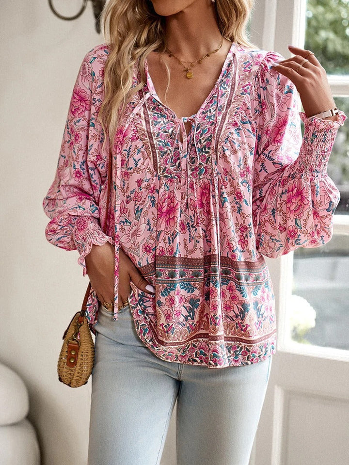 Lisa | Leichtes und stylisches Top mit Blumenmuster 0