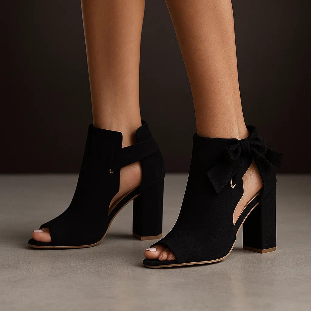 Livia | Elegante Damen Sandalen Peeptoe mit Zierschleife 5