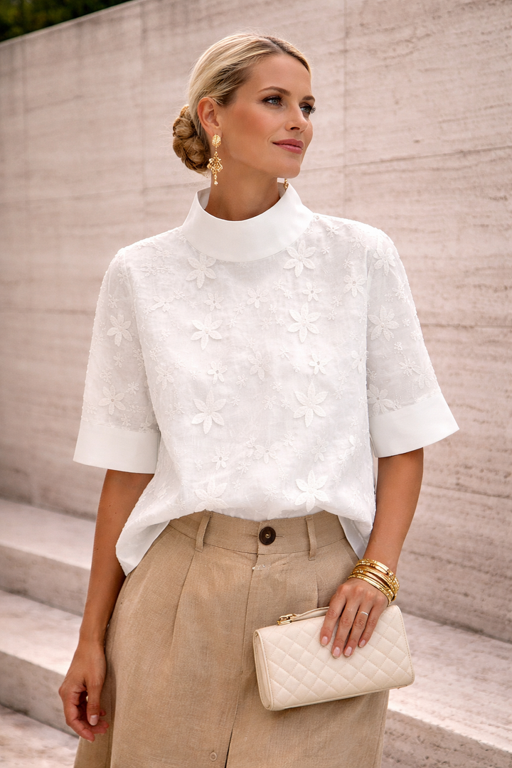 Livia | Elegante Damenbluse mit Stehkragen für festliche Anlässe 0