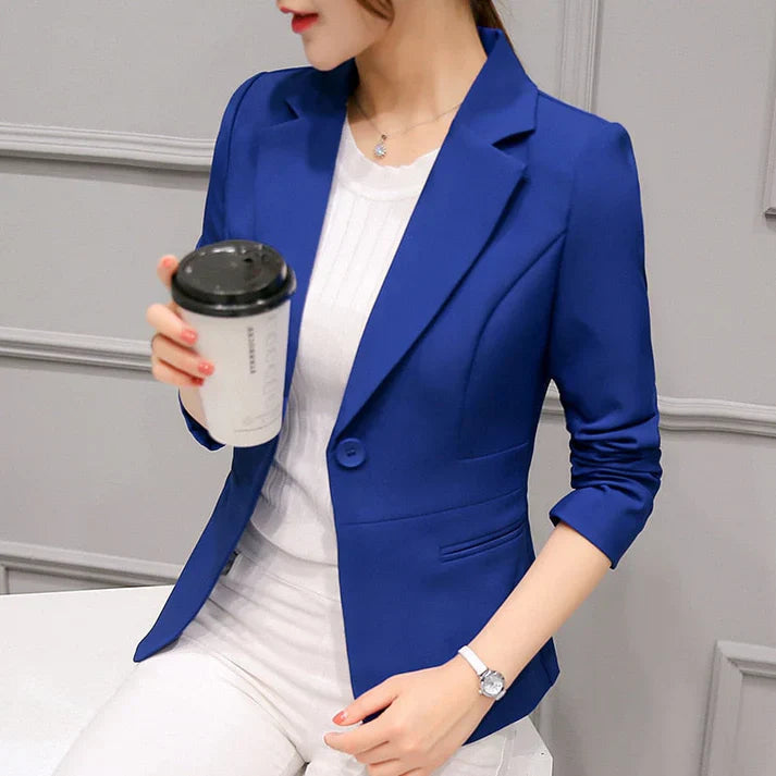 Livia | Eleganter und vielseitiger Damenblazer 3