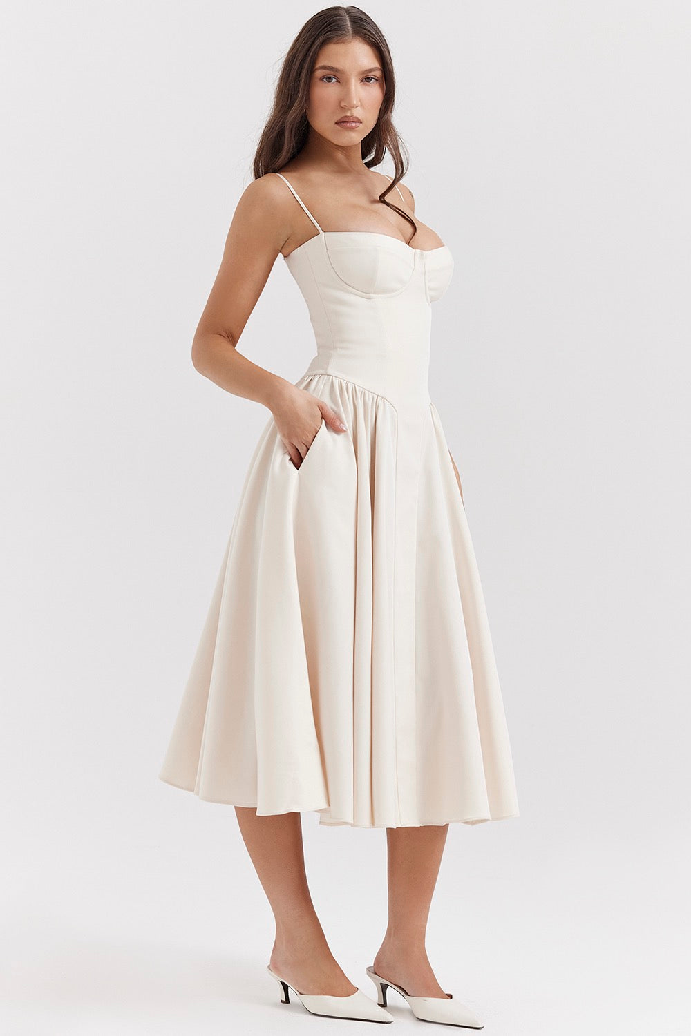 Claudia | Bequemes und vielseitiges Sommer-Midi-Kleid