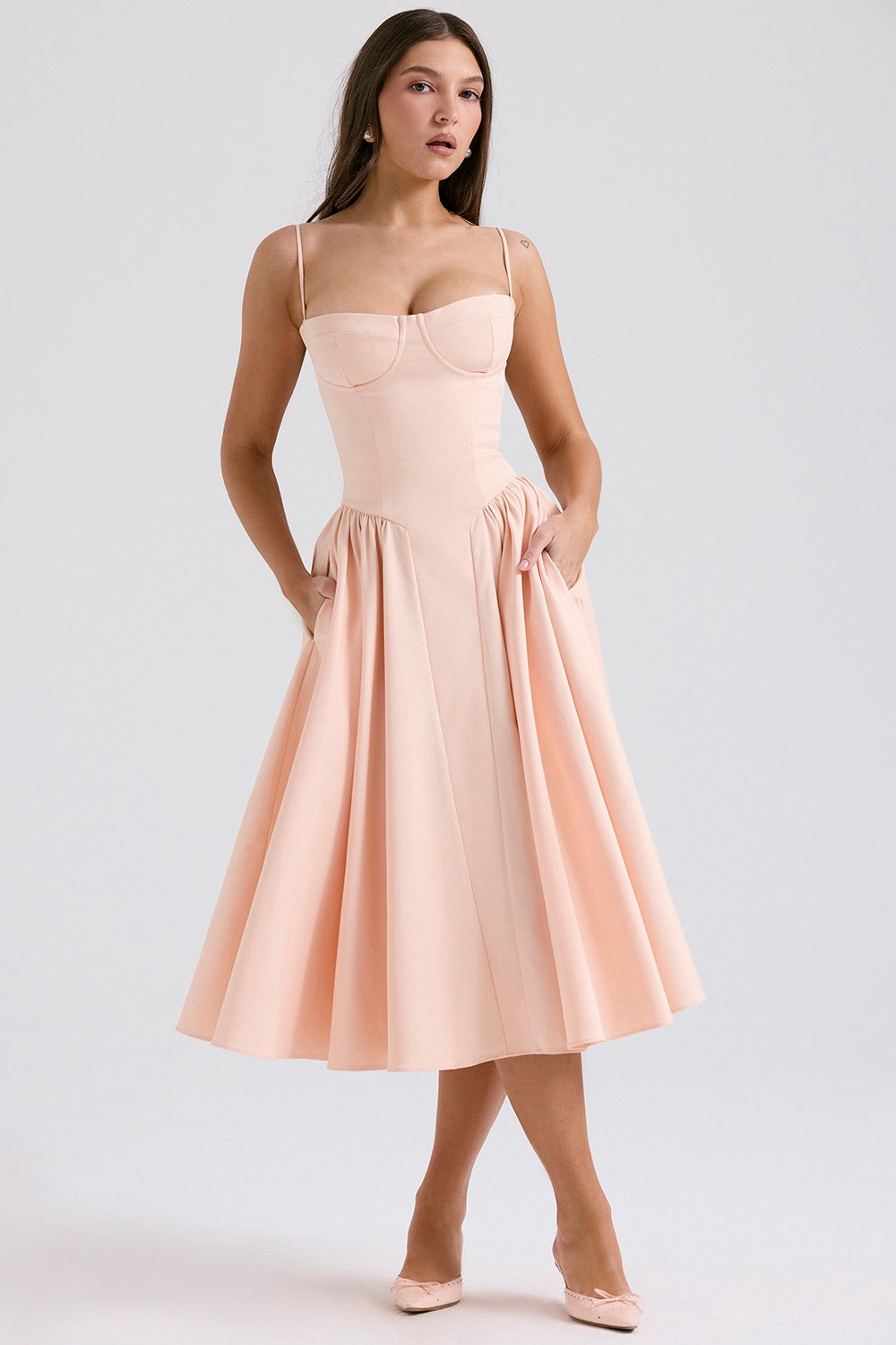 Claudia | Bequemes und vielseitiges Sommer-Midi-Kleid