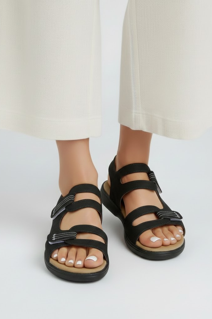 Andrea | Damen-Sandalen mit Absatz und mehreren Riemen im Zehenbereich