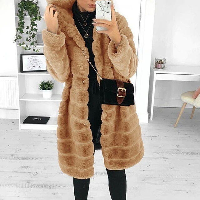 Lozenda - Dicke Winterjacke mit Kapuze