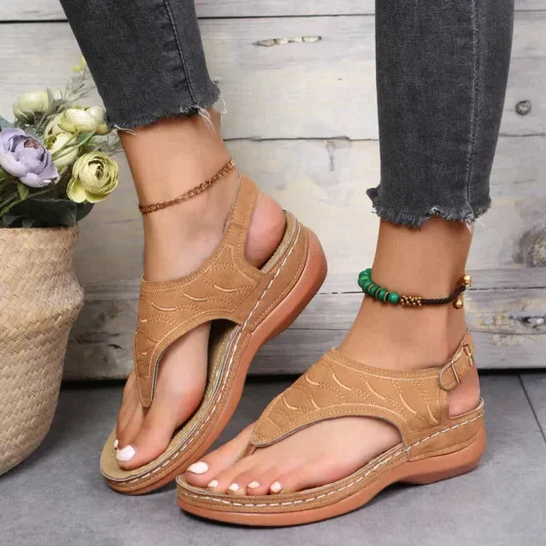 Lozenda - Die besten modischen Ledersandalen für den Sommer