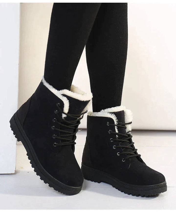 Lozenda - Elegante Pelz-Schneestiefel mit niedrigen Absätzen