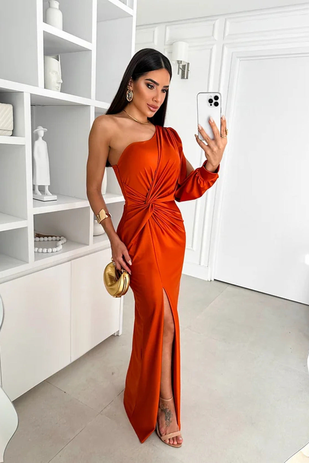 Lozenda - Elegantes Kleid mit Finesse