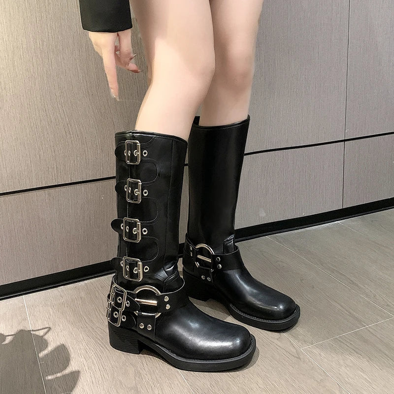 Lozenda - Vintage Stiefel mit Riemen für Frauen
