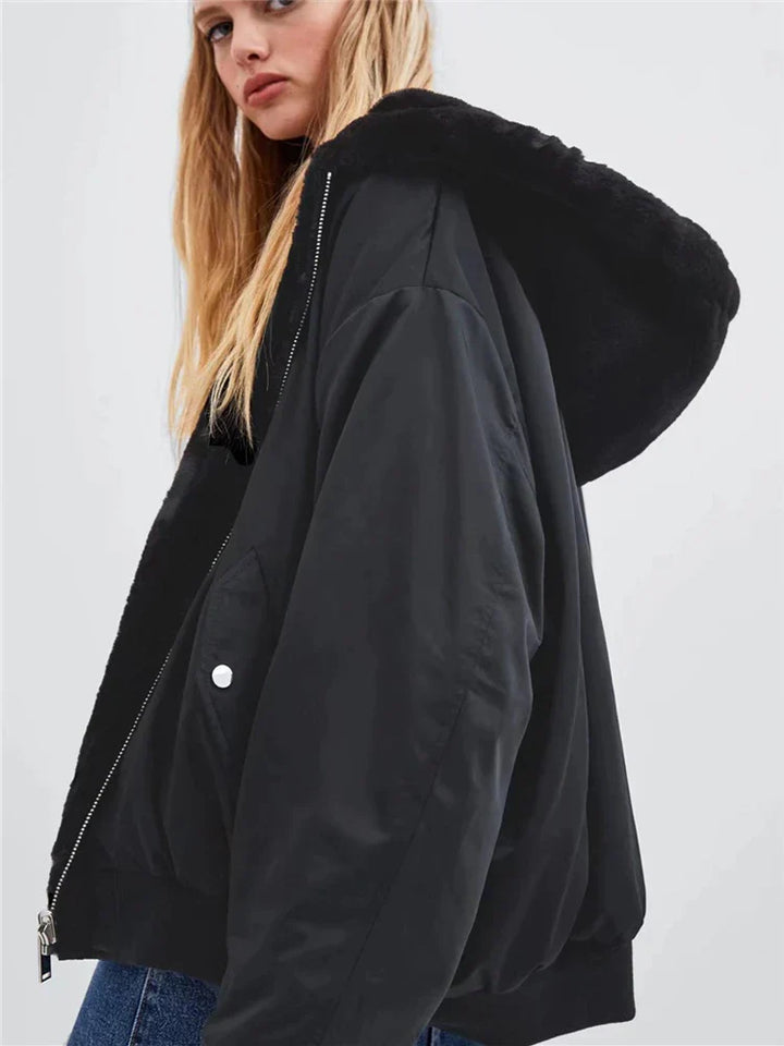 Lozenda - Wendbare Bomberjacke für Frauen