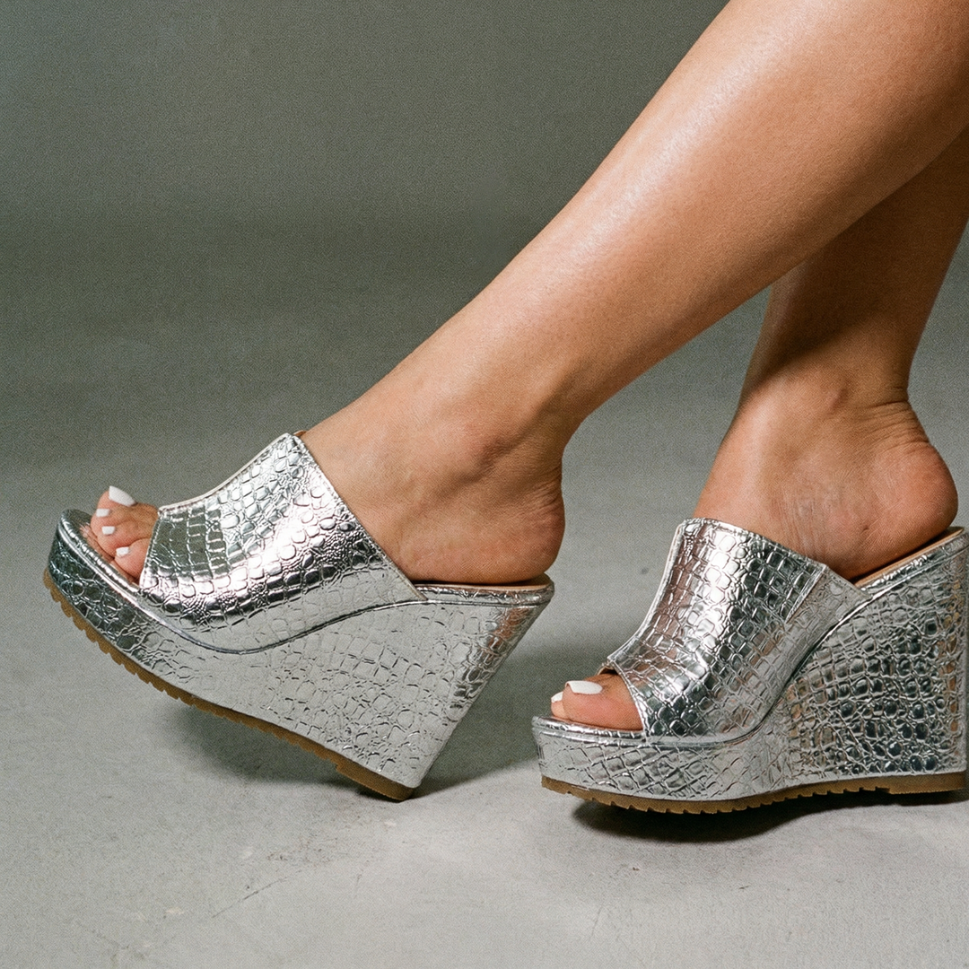 Luna | Elegante Keilabsatz Sandalen 7