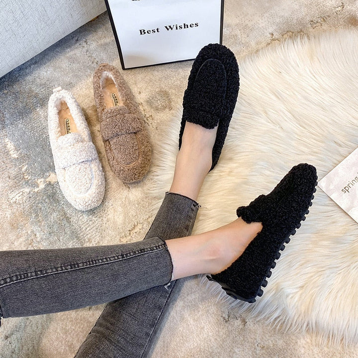 Luna | Komfortable Plüsch Hausschuhe für Damen und Herren 5
