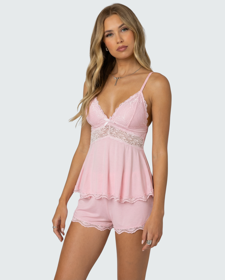 Luna | Zartes Spitzen-Camisole und Shorts Set 1