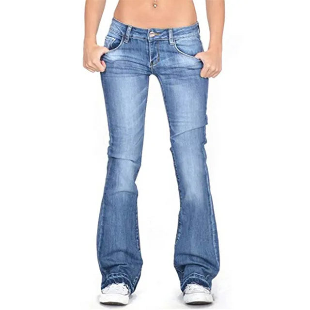 Moderne Schlagjeans für Damen