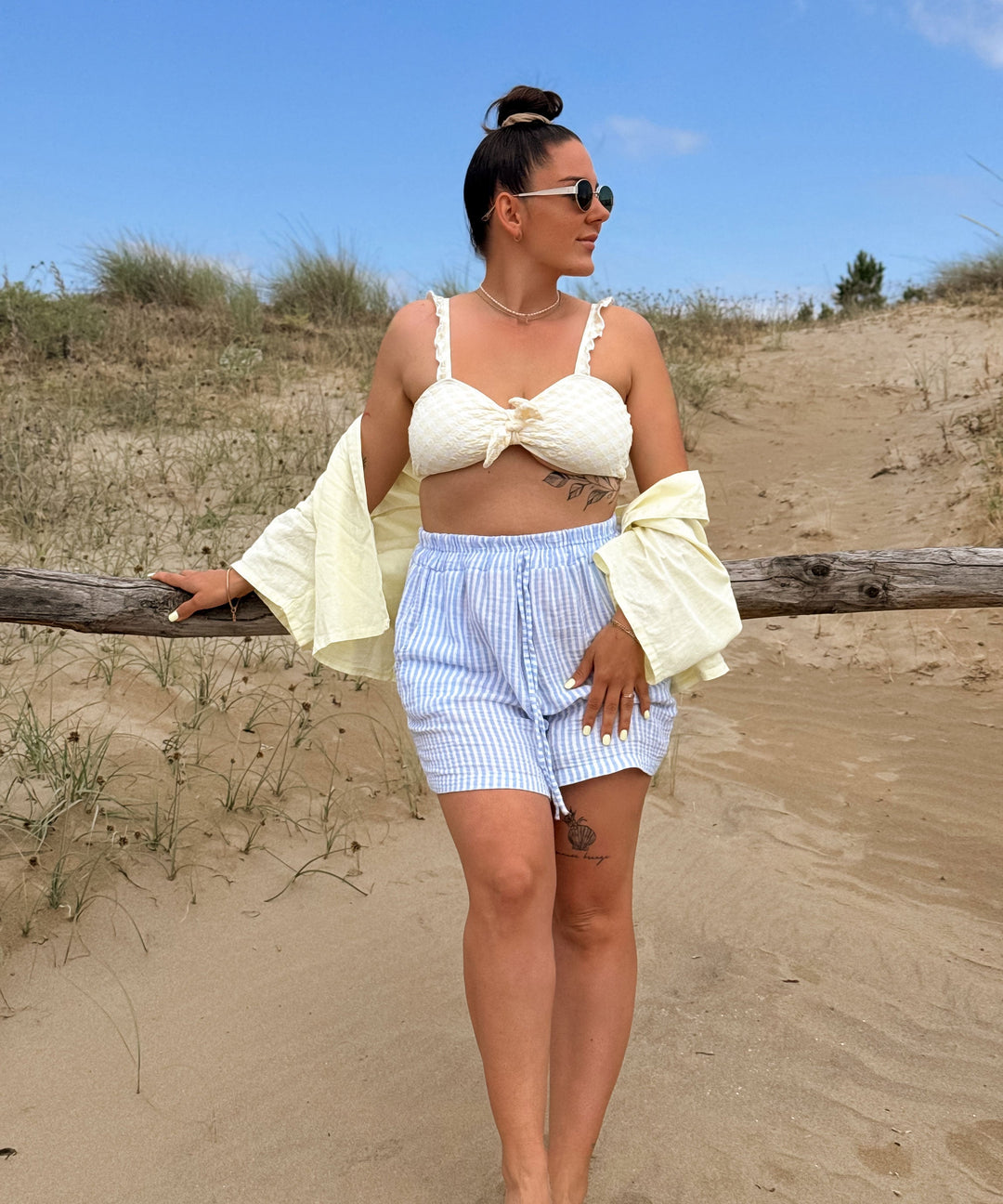 Musselin Shorts Laya Streifen Hellblau Ladypolitan ♡