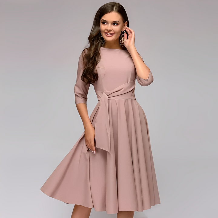 Ivaney - Elegantes und stilvolles Kleid für Frauen