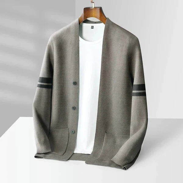Niklas | Moderne und bequeme Strickjacke 2