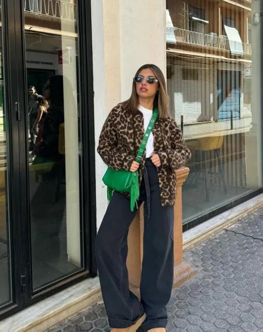 Ophelia -Modischer Mantel mit Leopardenmuster