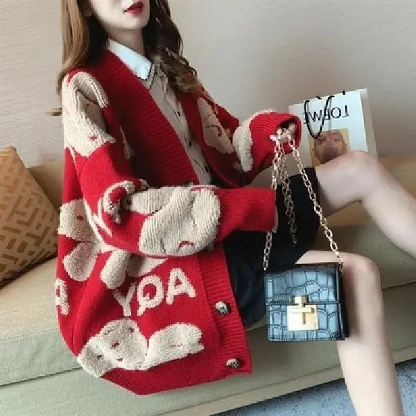 Orianna - Grob gestrickte Strickjacke mit verspielten Mustern