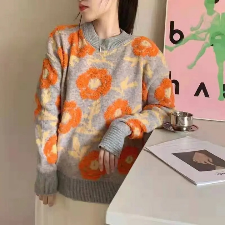 Ottilie - Pullover mit Blumenmuster