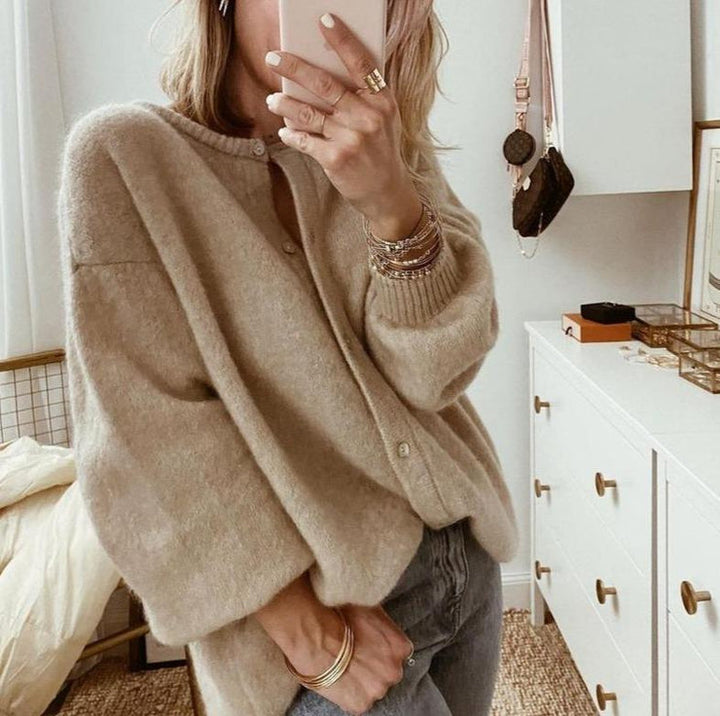 Penelope – Schicker Damenpullover mit Knopfdetails