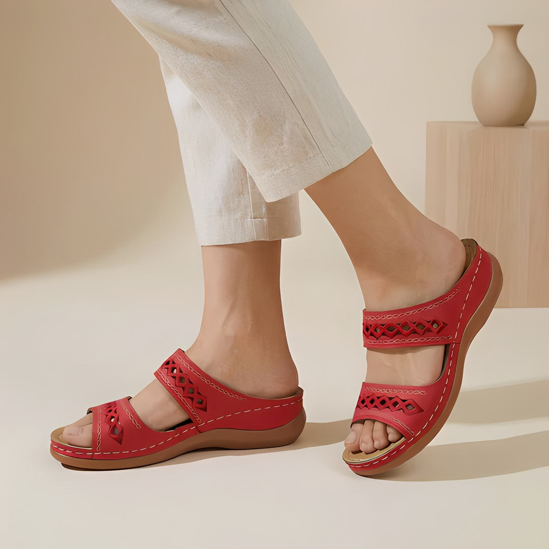 Aryan - Bequeme Sommerschuhe für Damen mit Riemen