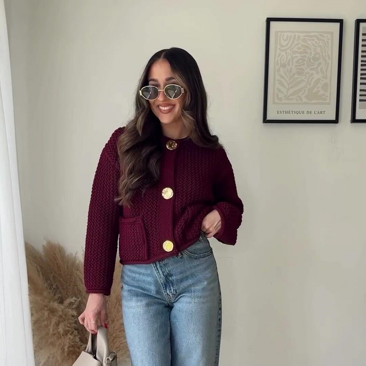 Reyna - Vintage Strickjacke mit Frauenbrust