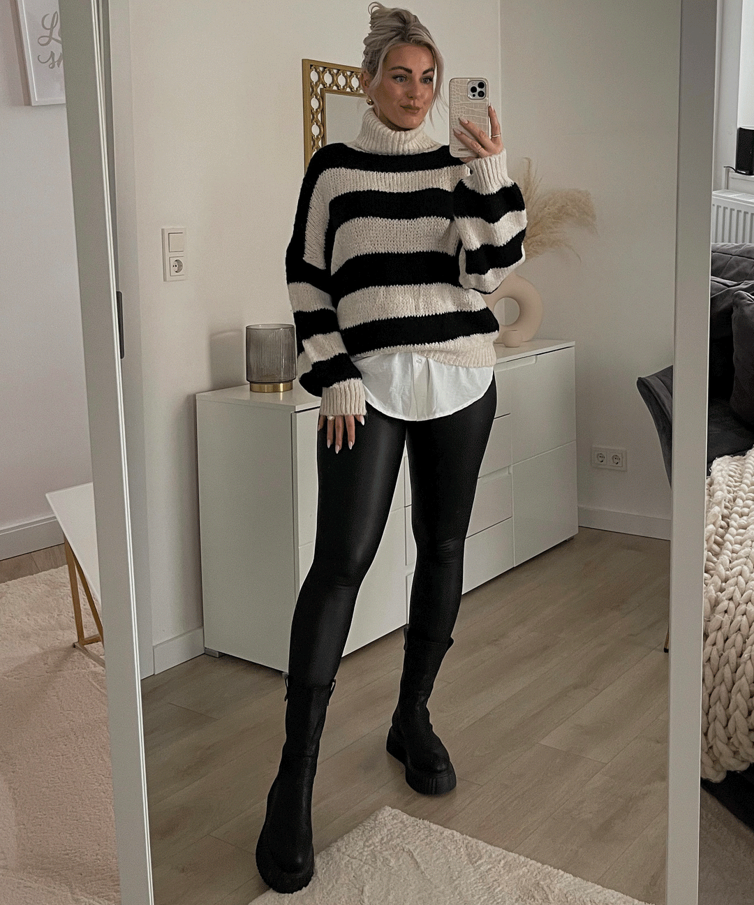 Rollkragen Pullover Lala Beige Schwarz  Ladypolitan ♡   