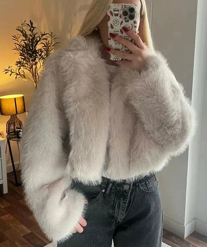 Rosie - Stylische Streetwear-Pelzjacke