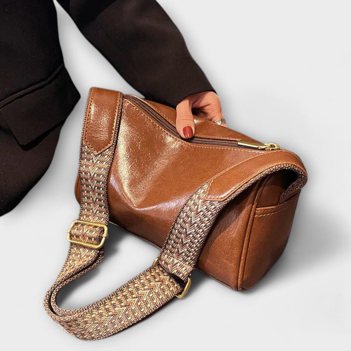 Anke | Moderne Damen-Schultertasche für den Alltag