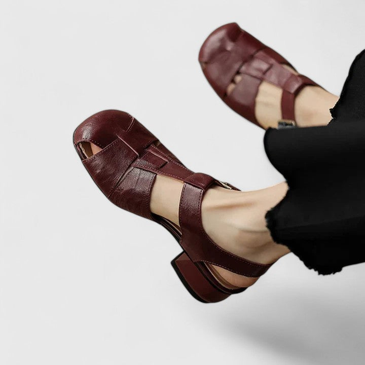 Daniela | Damen Vintage-Sandalen mit Peeptoe und Blockabsatz
