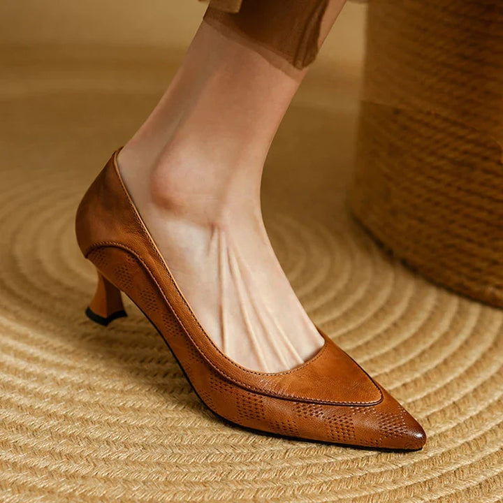 Pumps aus echtem Leder für Damen mit spitzer Zehenpartie