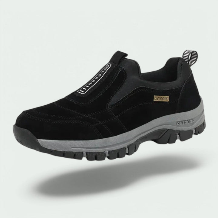 Orthopädische Wanderschuhe mit Profilsohle