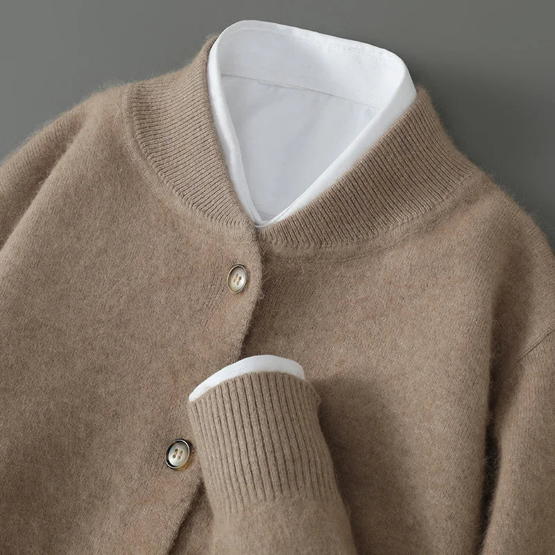 Anke | Damen Weiche Strickjacke mit Knopfleiste vorne