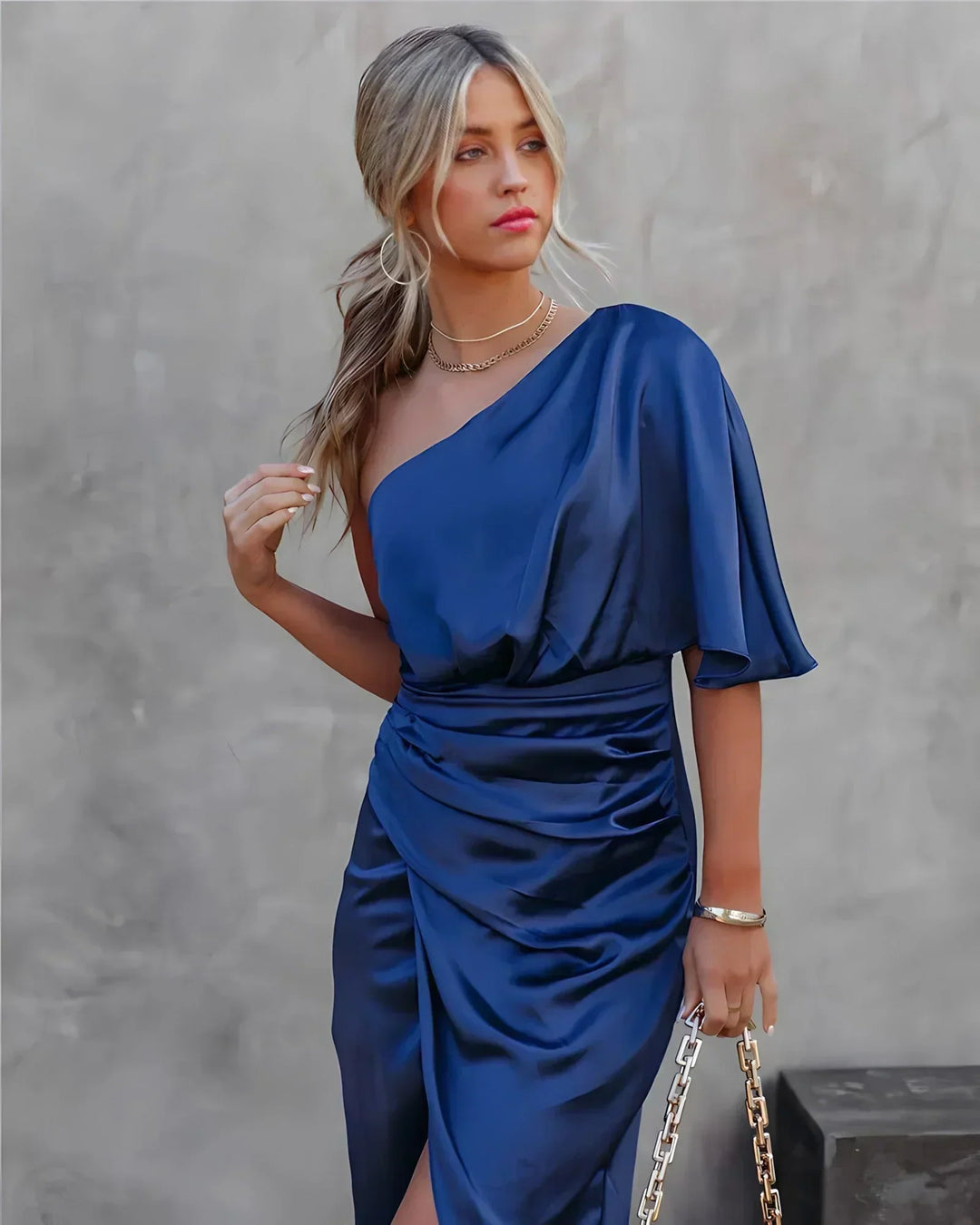 Alba – Drapiertes Asymmetrisches Midi-Kleid für Damen