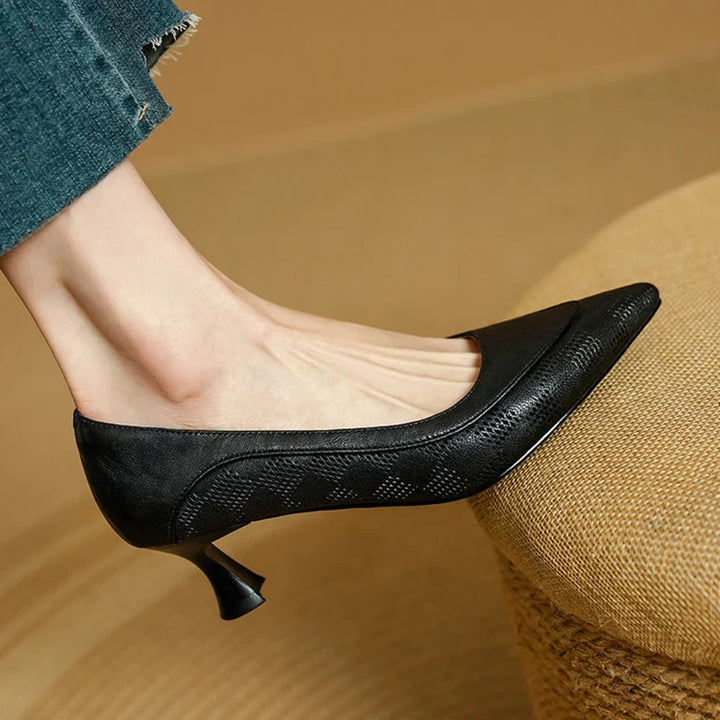 Pumps aus echtem Leder für Damen mit spitzer Zehenpartie