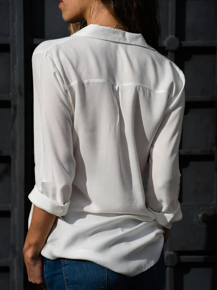 Damenbluse mit Kragen und Knopfleiste