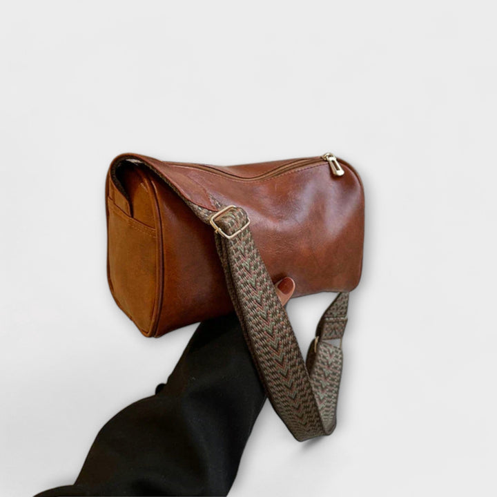 Anke | Moderne Damen-Schultertasche für den Alltag