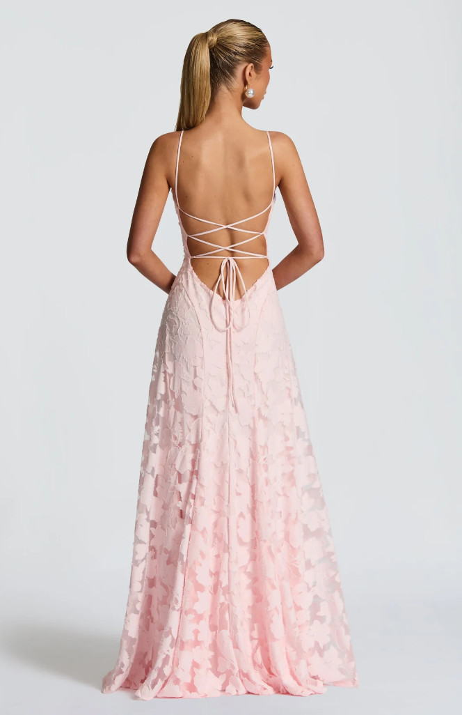 Lina | Elegantes Maxikleid mit Spitze