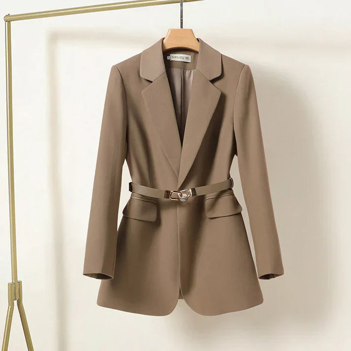 Sophia | Eleganz und Klasse mit einem schicken Blazer 0