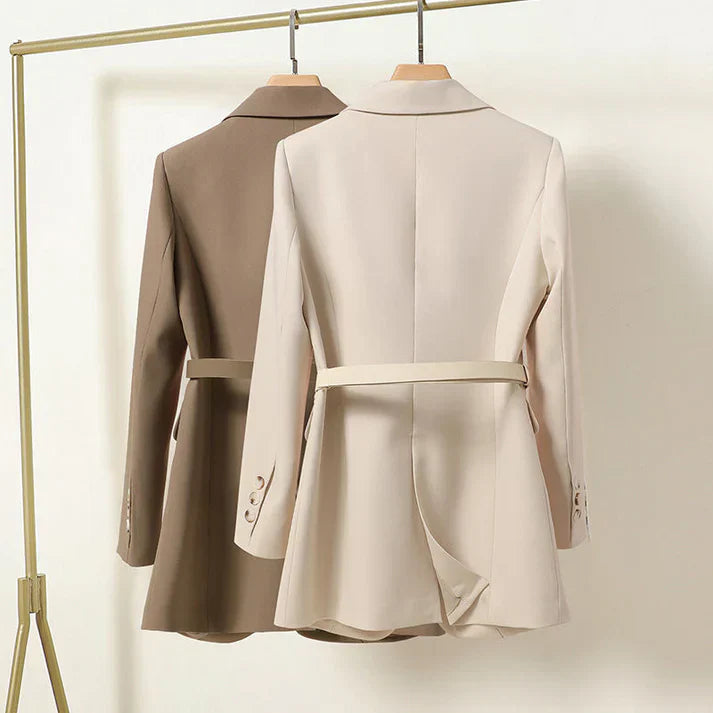 Sophia | Eleganz und Klasse mit einem schicken Blazer 5