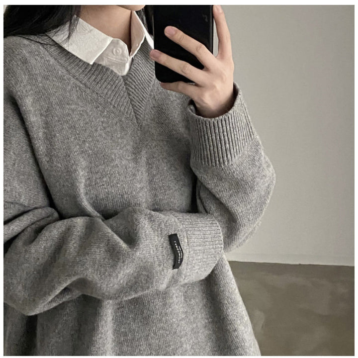 Stella - Unifarbener Pullover mit V-Ausschnitt