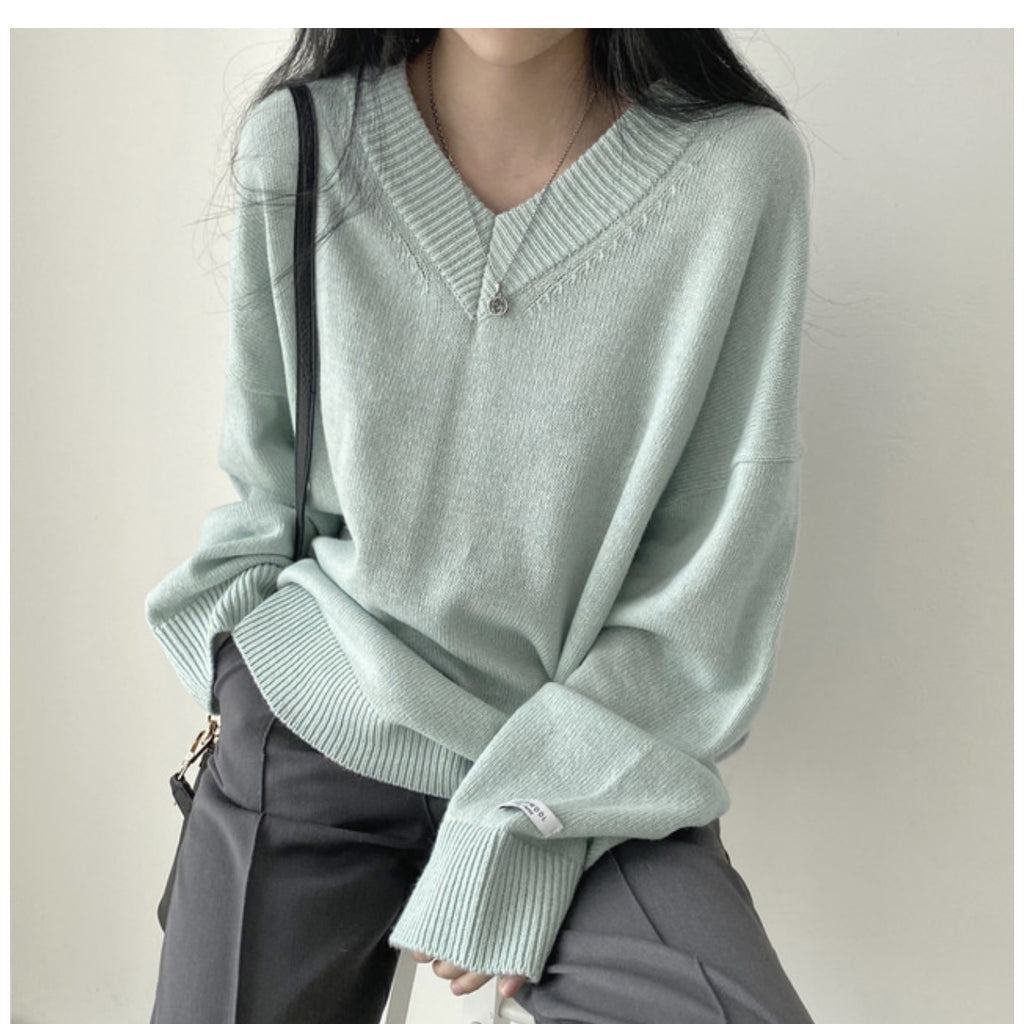 Stella - Unifarbener Pullover mit V-Ausschnitt