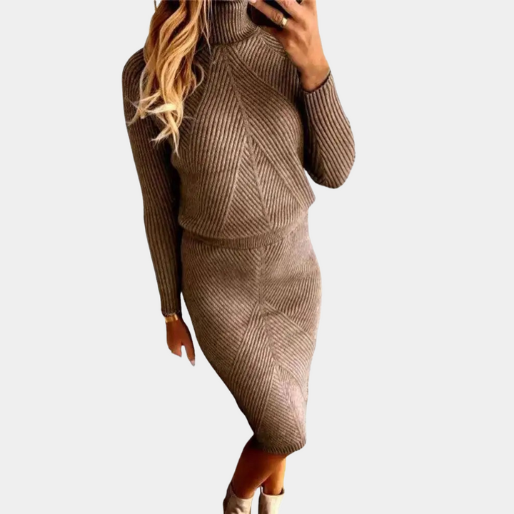 Stylisches Rollkragen-Winterkleid